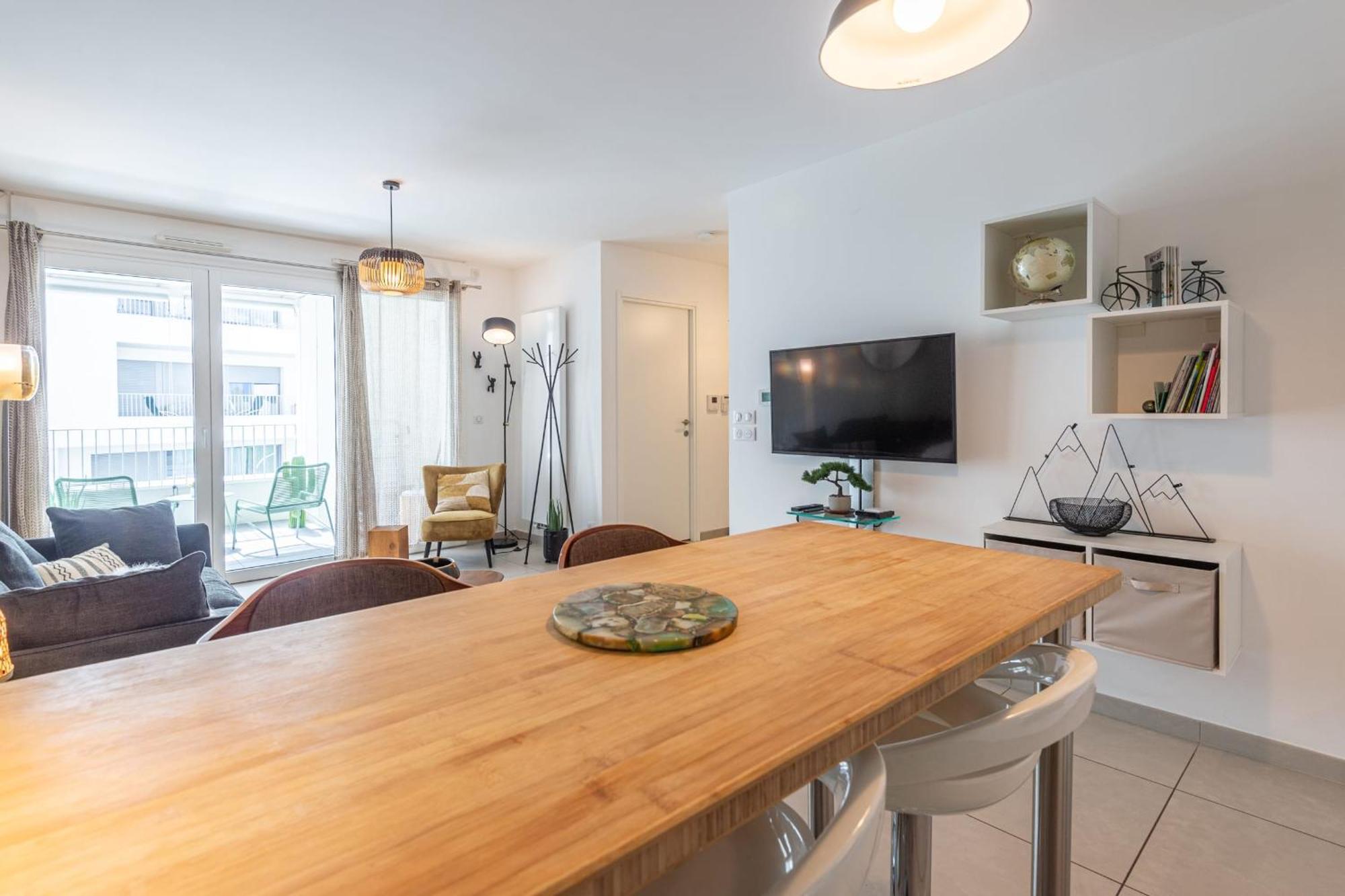 L'Interprete 405 4 - Apartment With Terrace Άννεσι Εξωτερικό φωτογραφία